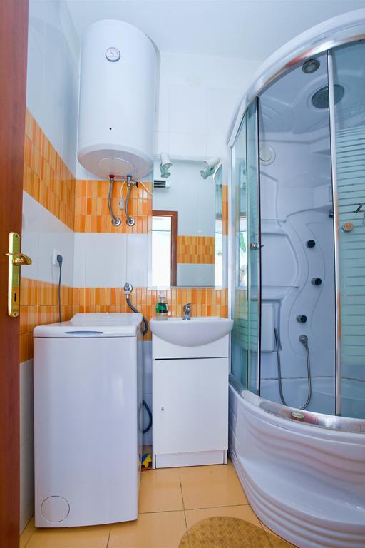ספליט Apartments Flora מראה חיצוני תמונה